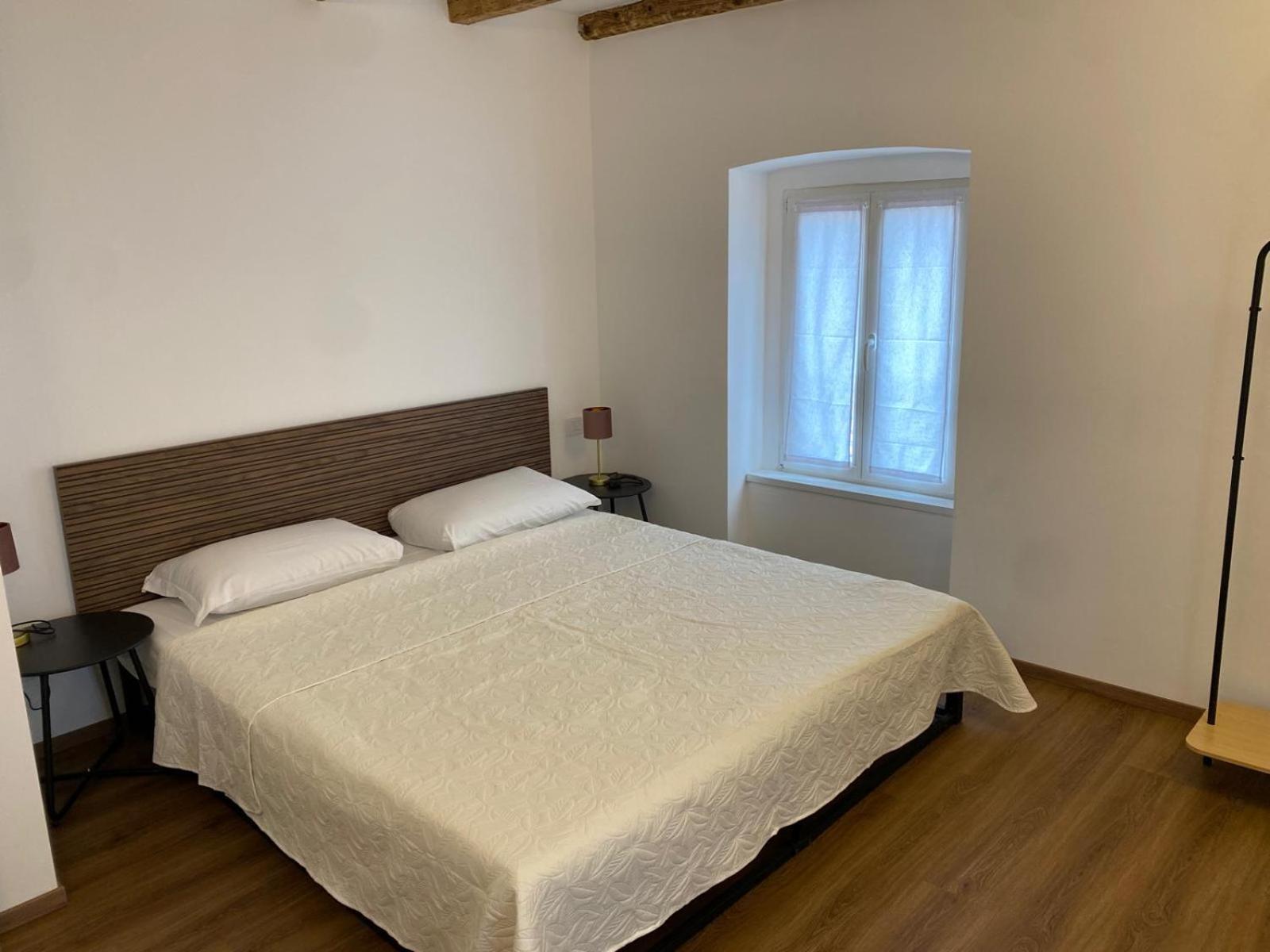 Al Fronte Mare Suites Apartments Múggia Exteriör bild