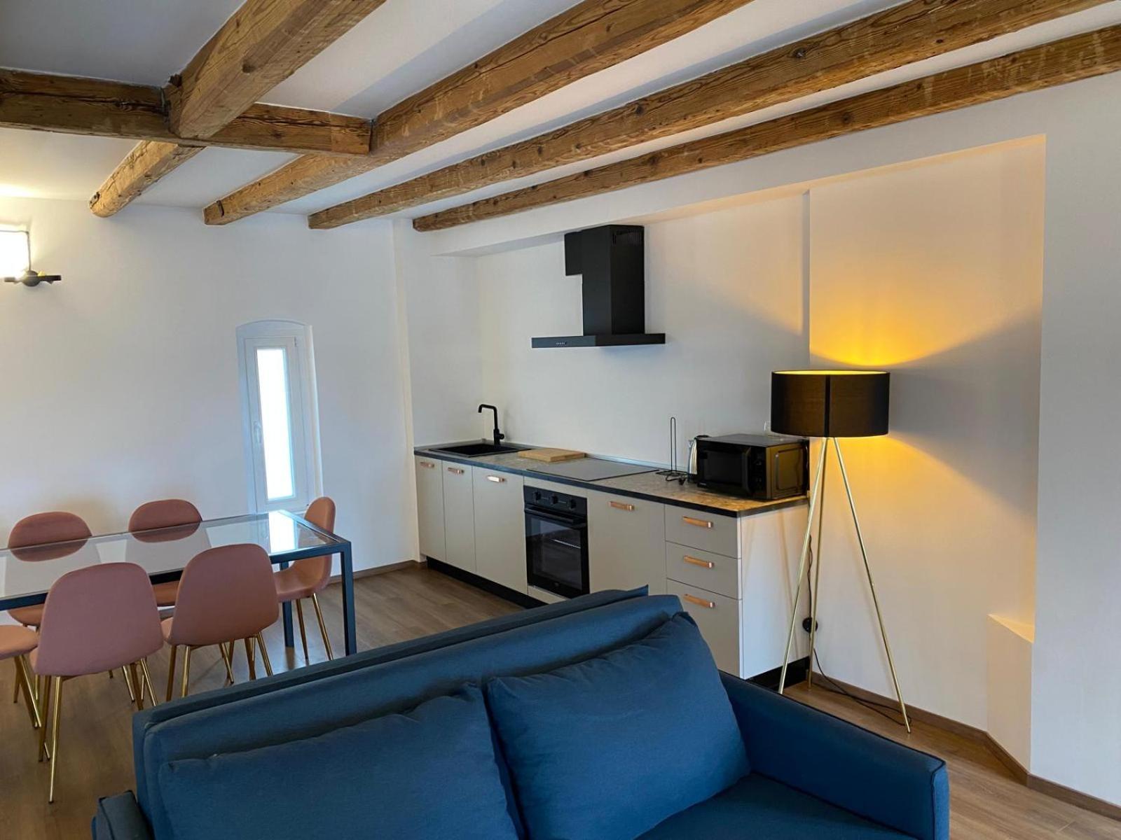 Al Fronte Mare Suites Apartments Múggia Exteriör bild