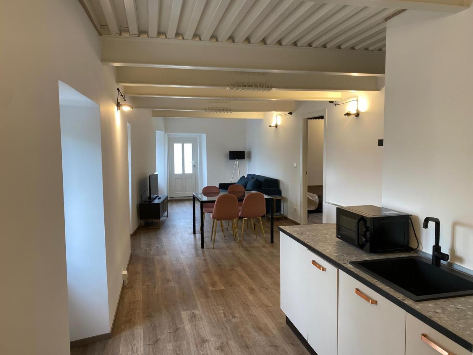 Al Fronte Mare Suites Apartments Múggia Exteriör bild