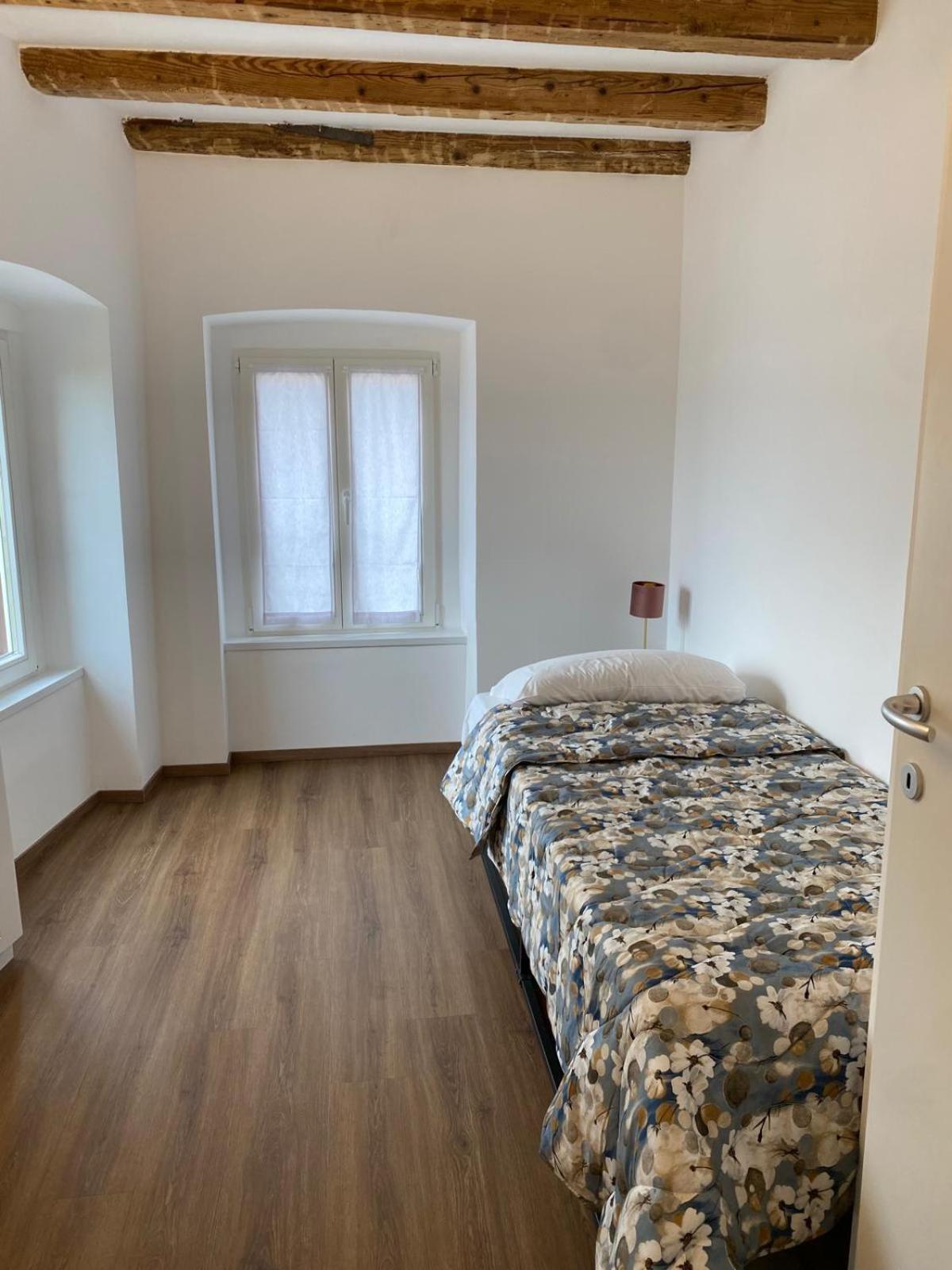 Al Fronte Mare Suites Apartments Múggia Exteriör bild